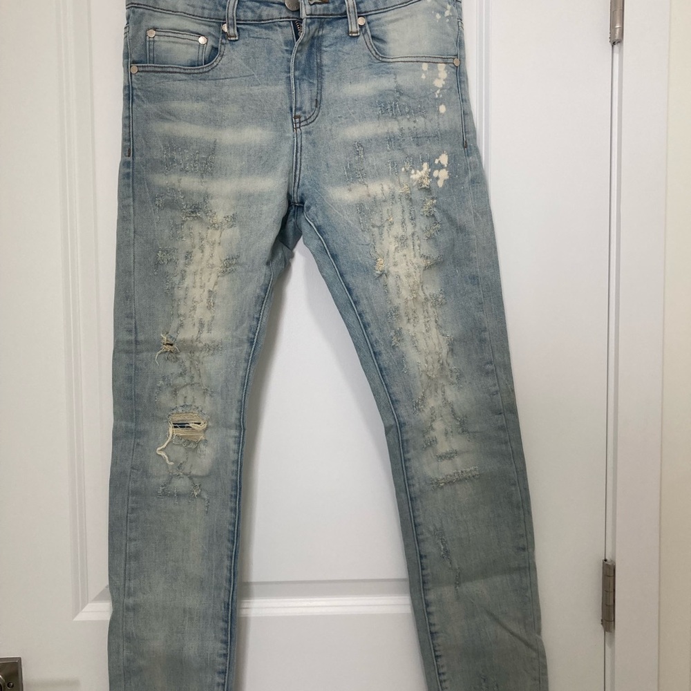 THRT Jeans size 32 excellent condition